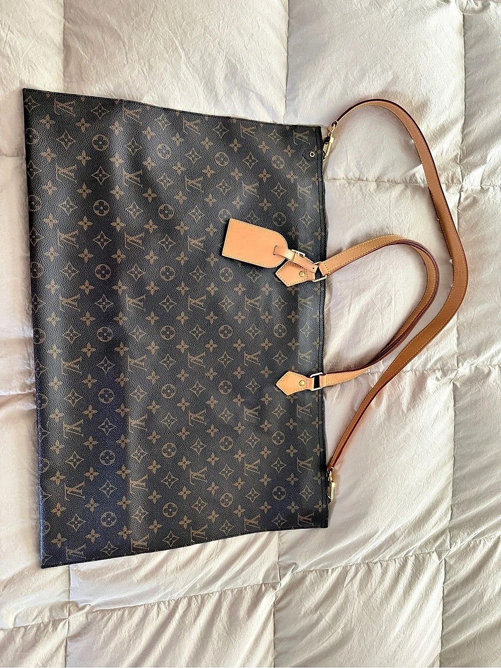 Louis Vuitton Cabas Mezzo Monogram Canvas Tote in Brown
